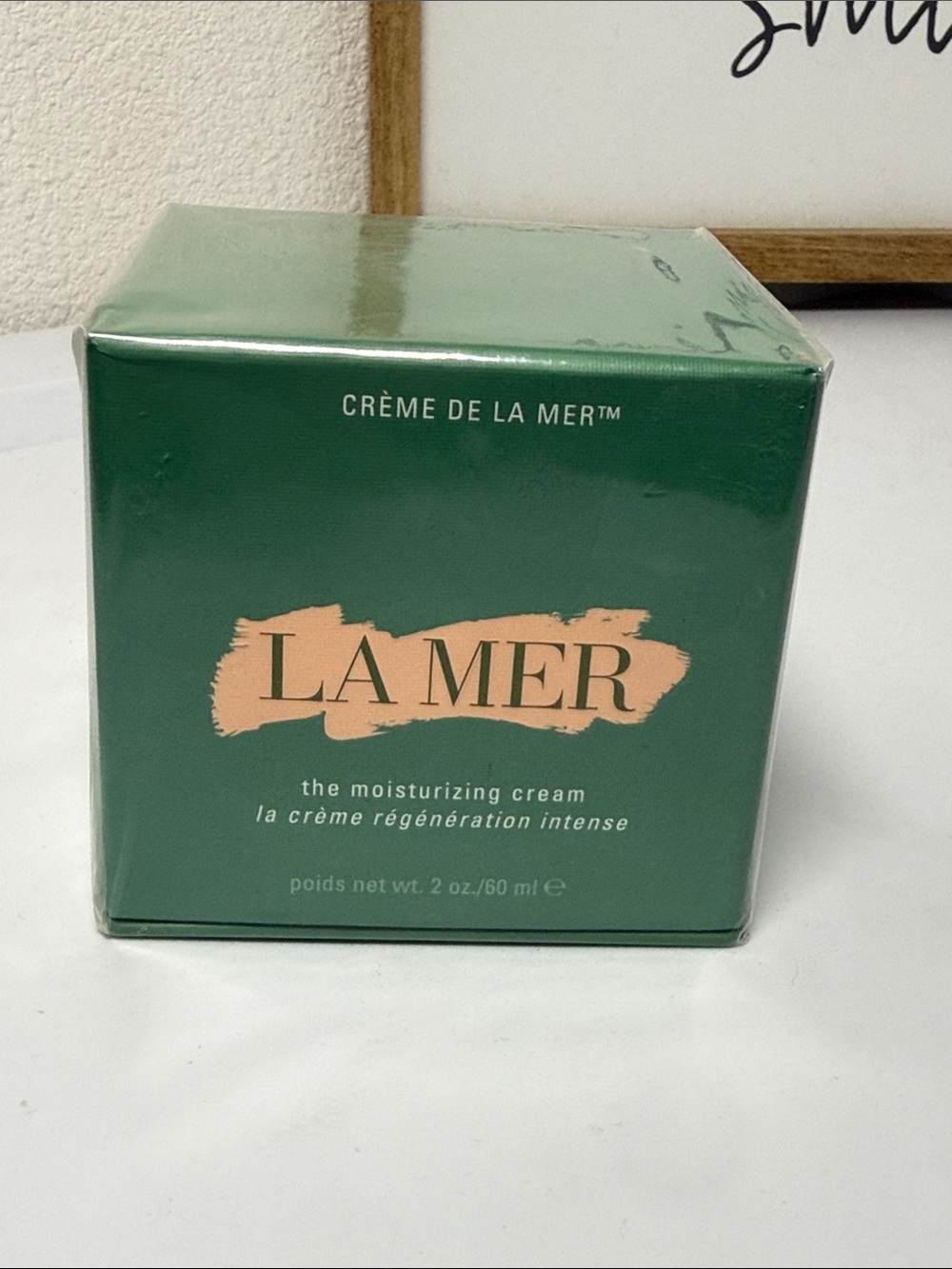 NWT Sealed, LA MER moisturizing cream 2 oz / 60 ml